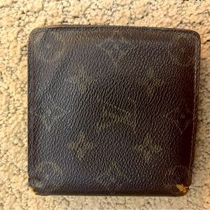LV MONO WALLET